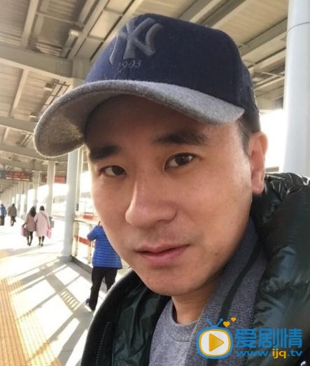 东靖川生活照 东靖川高清写真_东靖川高清剧照
