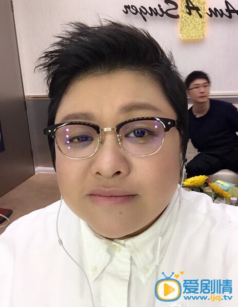 韩红生活照 韩红高清写真_韩红高清剧照