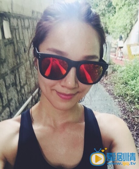 李亚男生活照 李亚男高清写真_李亚男高清剧照