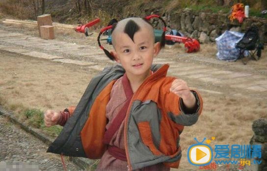 吴磊小时可爱古装照 吴磊高清写真_吴磊高清剧照