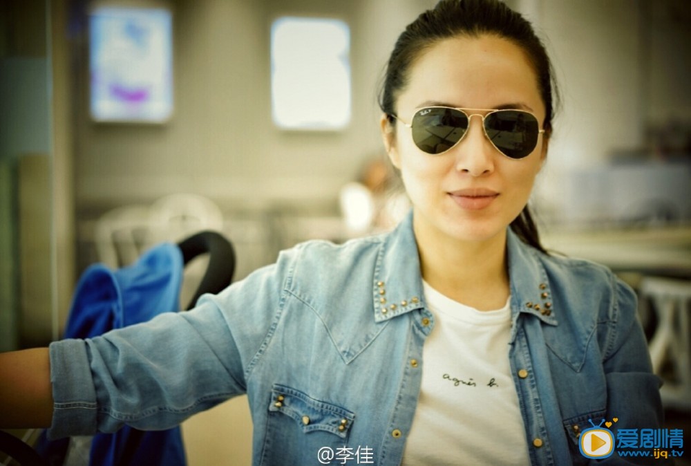 靳东老婆李佳 靳东高清写真_靳东高清剧照