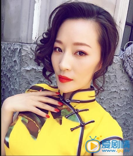吴乙彤旗袍照 吴乙彤高清写真_吴乙彤高清剧照
