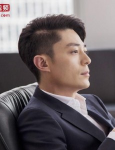 他来了请闭眼热播 图解霍建华冷傲大叔“饭桌经典段子”