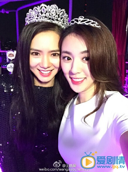 王晓晨活动照 王晓晨参加戚薇生日，祝戚薇生日快乐