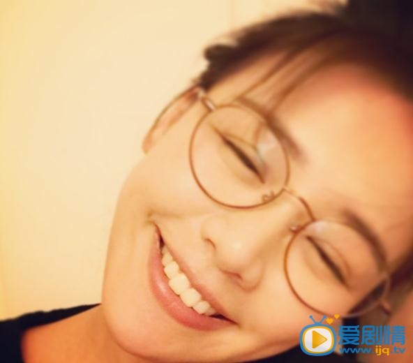 马思纯卖萌照 马思纯高清写真_马思纯高清剧照