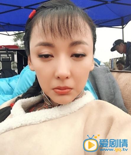 杨舒嘟嘴卖萌照 杨舒高清写真_杨舒高清剧照