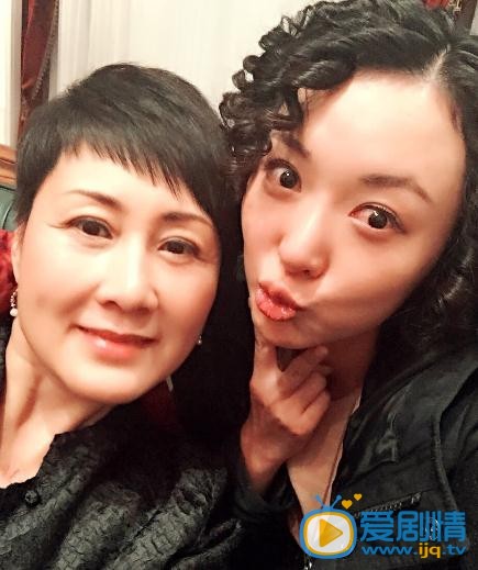 杨舒嘟嘴卖萌照 杨舒高清写真_杨舒高清剧照