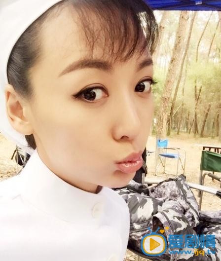 杨舒嘟嘴卖萌照 杨舒高清写真_杨舒高清剧照