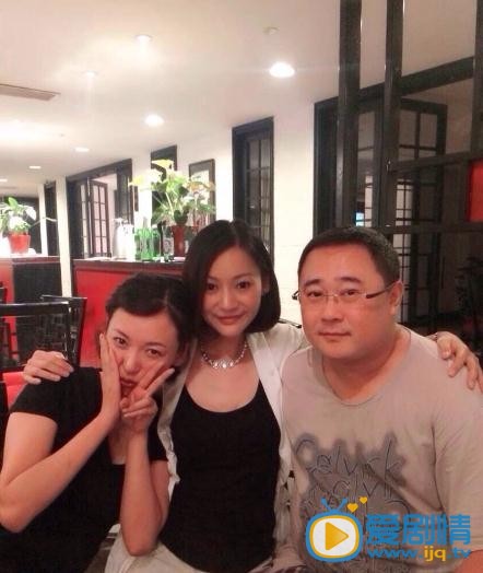 杨舒嘟嘴卖萌照 杨舒高清写真_杨舒高清剧照