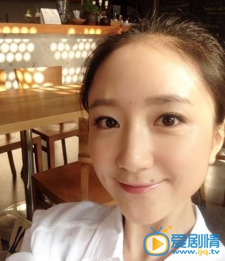 李倩卖萌照 李倩高清写真_李倩高清剧照