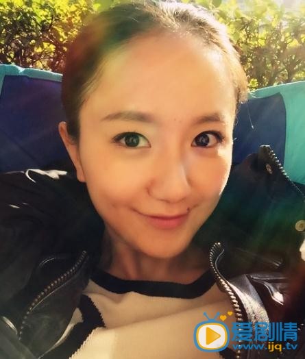 李倩卖萌照 李倩高清写真_李倩高清剧照