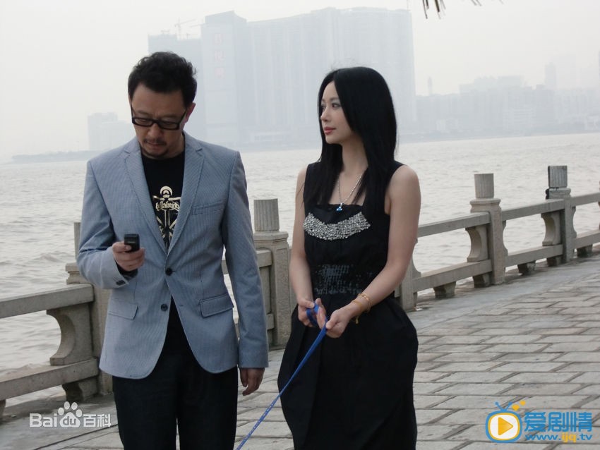 邓英现代剧照 邓英高清写真_邓英高清剧照