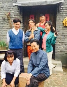 俺娘田小草翻新房子搁置的原因是什么？马喜凤因为什么被抓进执法局？