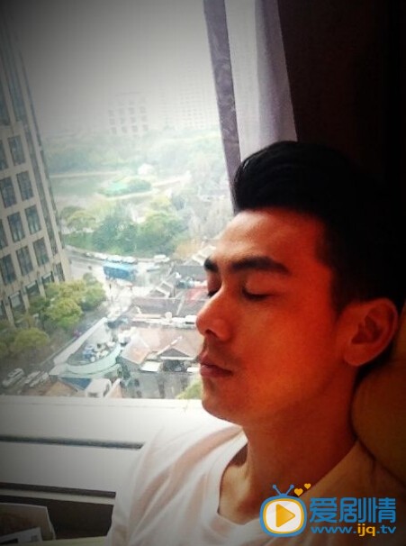 戴向宇生活照 戴向宇高清写真_戴向宇高清剧照