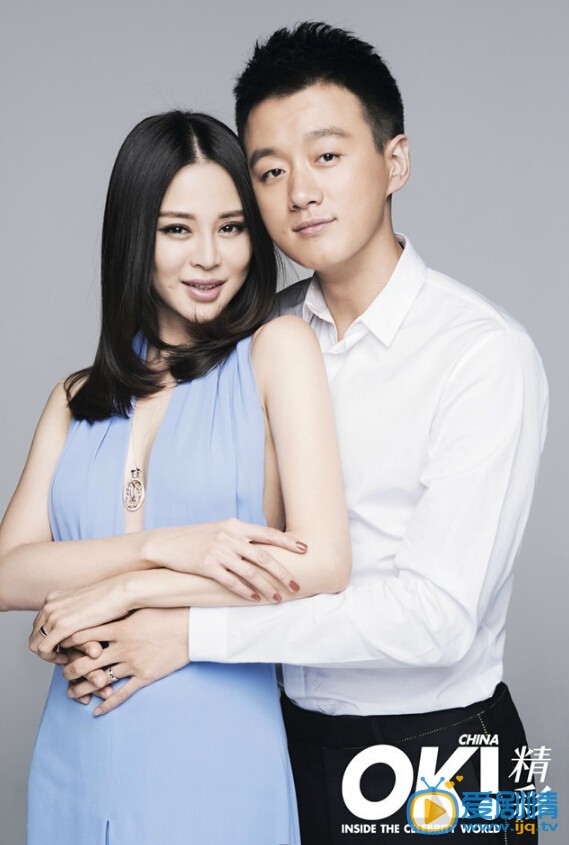 关悦杂志写真  佟大为很爷们儿的表达出了对妻子的赞美：“最关键的因素主要是她（关悦）足够好。”关悦的回答更为实用和具体：“沟通是最重要的。我们两个的原则是问题不过夜，不管今天发生什么事，我们在休息之前把它说清楚，把它解决掉。”