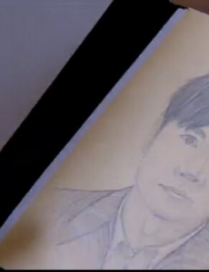 戴流苏耳环的少女任浩铭是怎么知道任晓晓大龄男友是阮斌的 是在第几集得知真相 的