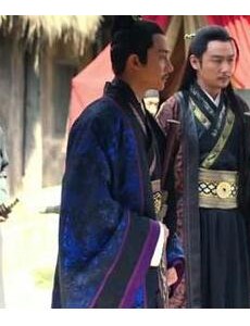 芈月传嬴夫人和庸芮之间是什么关系？是恋人关系吗？