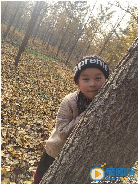 李一情画画中的我 李一情高清写真_李一情高清剧照