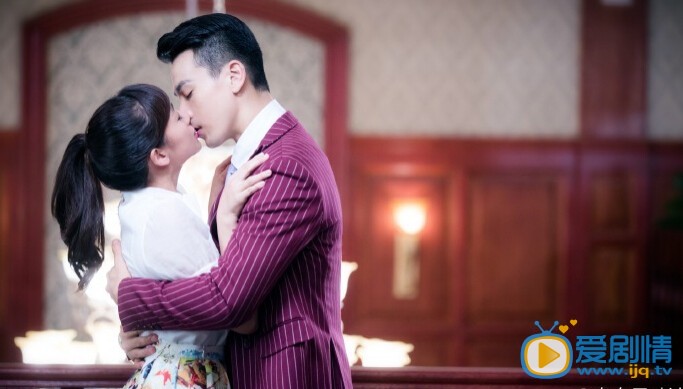  戴流苏耳环的少女剧情介绍 戴向宇花式强吻吴映洁 亲吻姿势你最爱哪一种