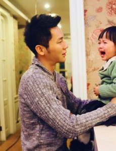 爸爸快长大热播 李晨童瑶不是冤家不聚头