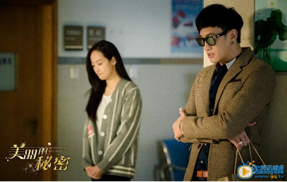 美丽的秘密热播 弦子宋茜为何润东开撕