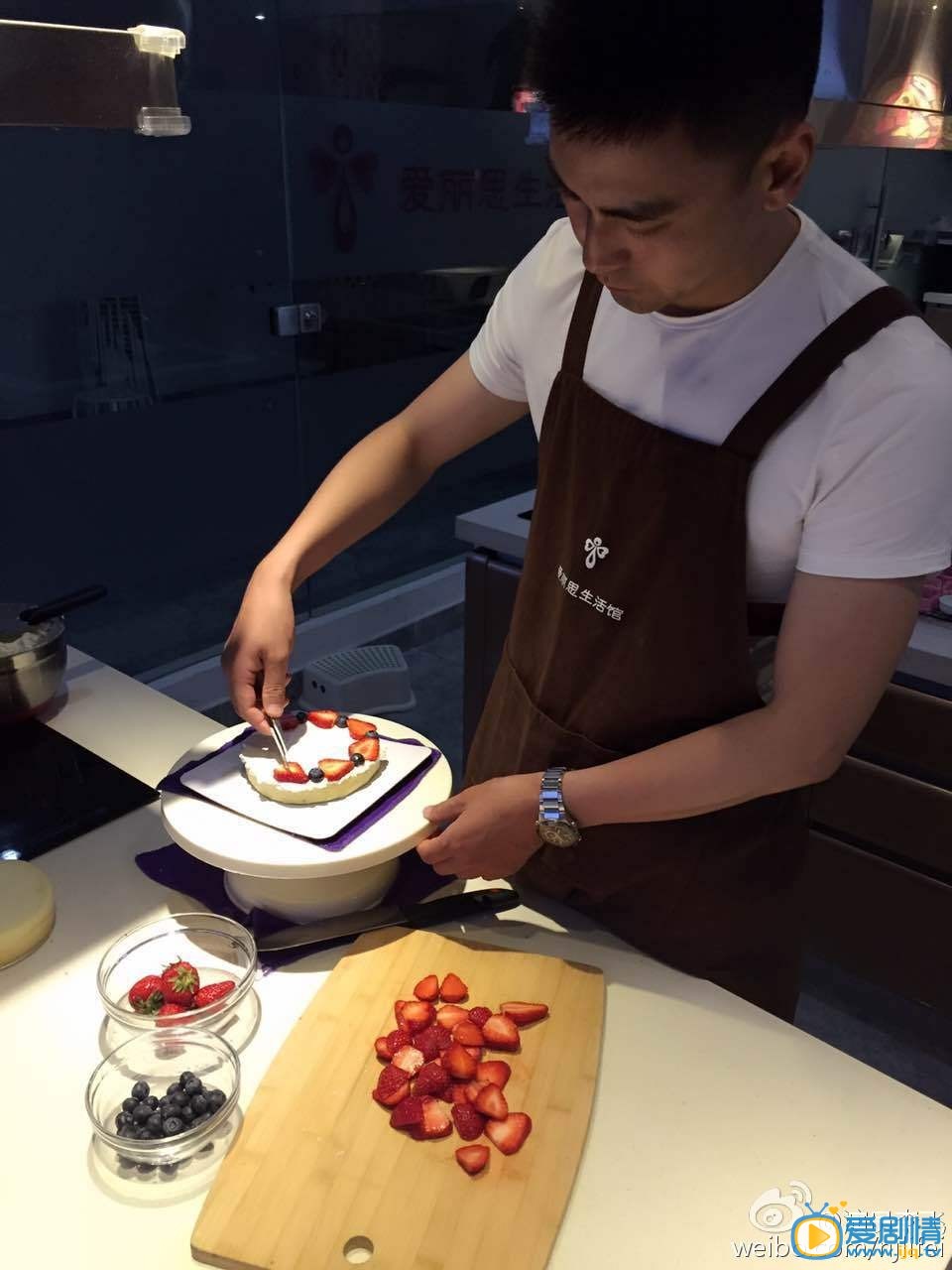 李飞生活照 李飞高清写真_李飞高清剧照