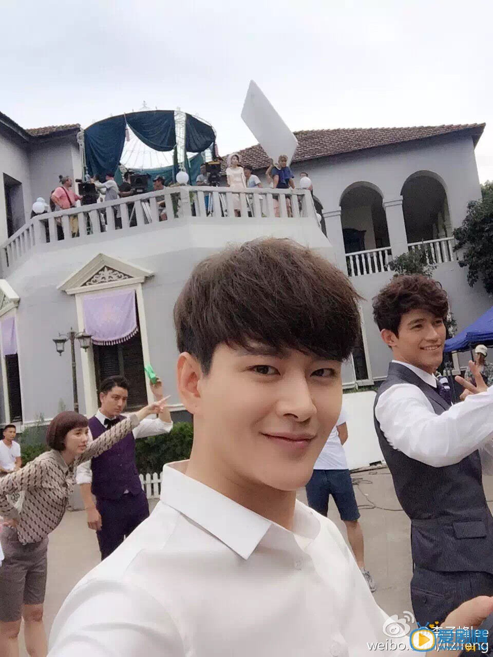 李子峰生活照 李子峰高清写真_李子峰高清剧照