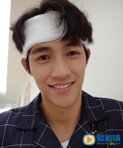 李子峰生活照 李子峰高清写真_李子峰高清剧照