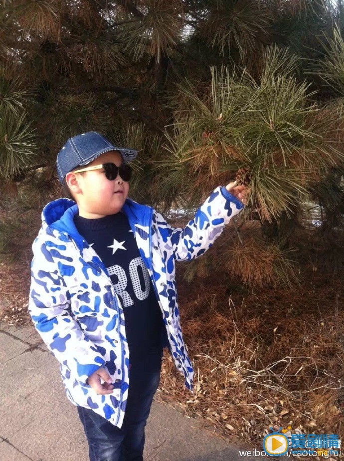 曹桐睿生活照 曹桐睿高清写真_曹桐睿高清剧照