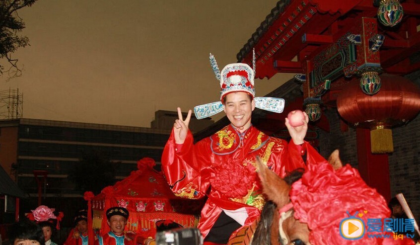 王小虎结婚照 王小虎高清写真_王小虎高清剧照