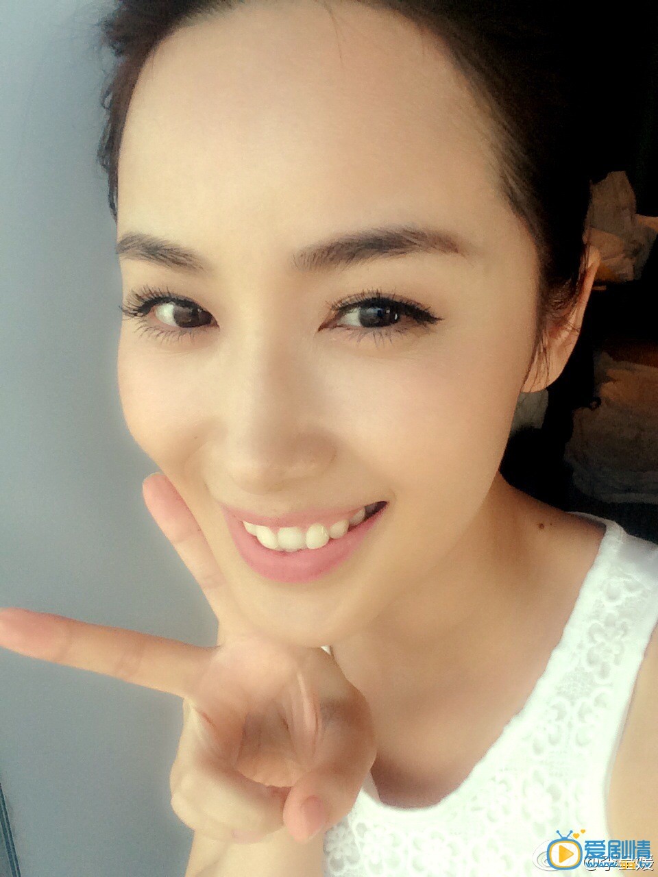 李呈媛嘟嘴卖萌照 李呈媛高清写真_李呈媛高清剧照