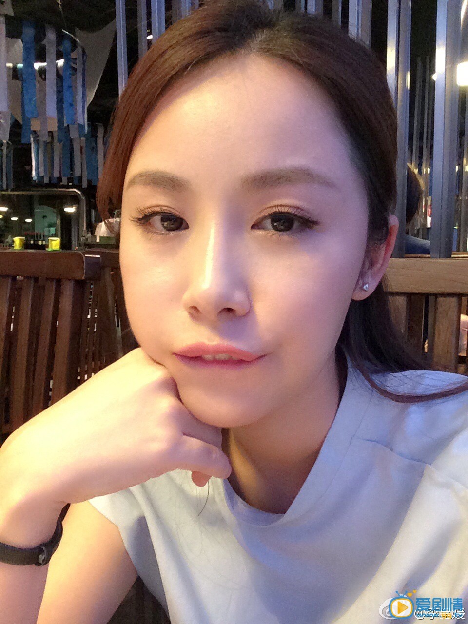 李呈媛嘟嘴卖萌照 李呈媛高清写真_李呈媛高清剧照