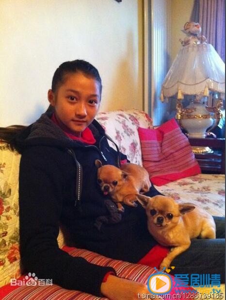 关晓彤生活照 关晓彤高清写真_关晓彤高清剧照