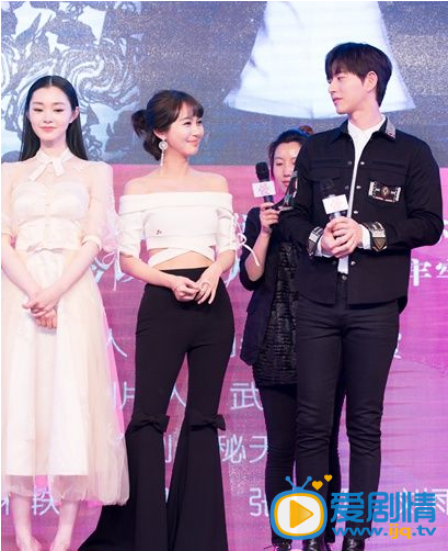 朴海镇活动照 朴海镇高清写真_朴海镇高清剧照