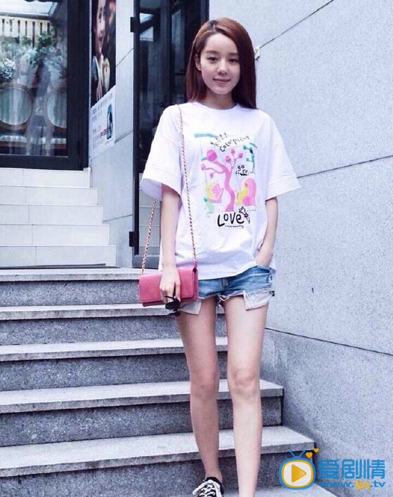 杨诚诚生活照 杨诚诚高清写真_杨诚诚高清剧照
