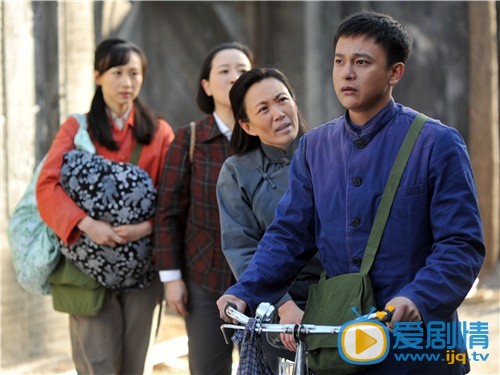 陈小艺《我的父亲母亲》剧照 陈小艺高清写真_陈小艺高清剧照