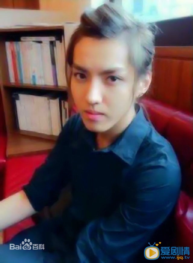 吴亦凡少年照 吴亦凡高清写真_吴亦凡高清剧照