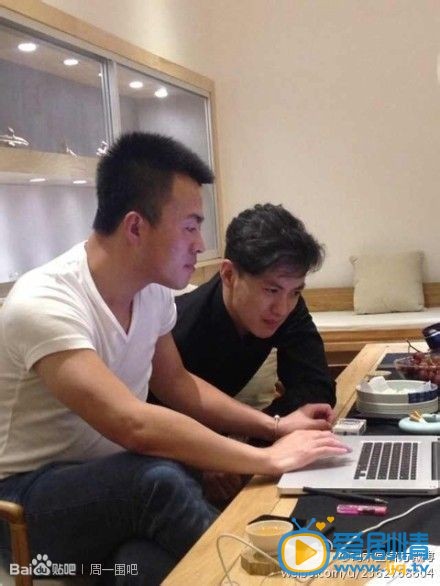周一围师生同窗 周一围高清写真_周一围高清剧照