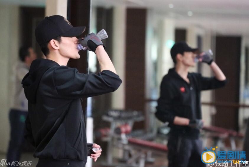 张翰健身照 张翰高清写真_张翰高清剧照