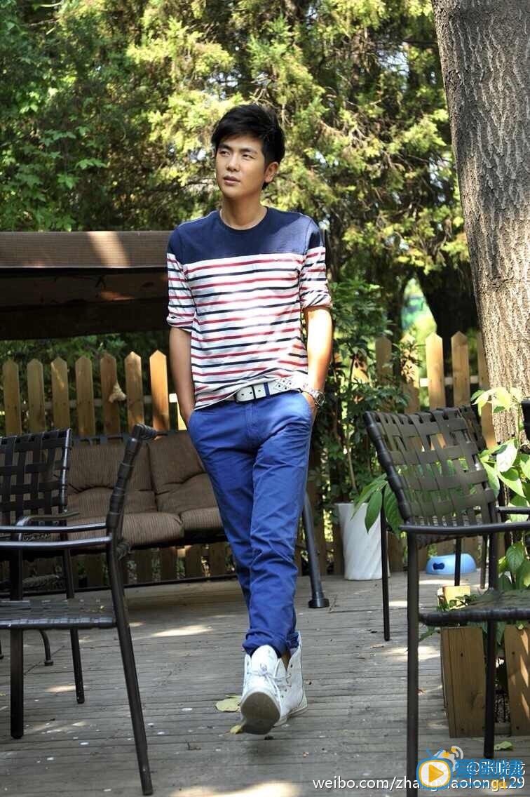 张晓龙绅士型男写真 张晓龙高清写真_张晓龙高清剧照