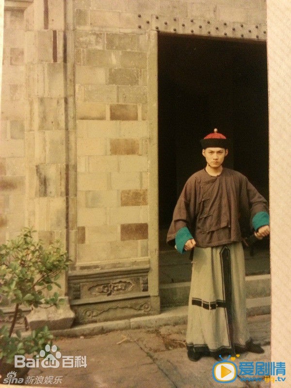 严屹宽少年时期 严屹宽高清写真_严屹宽高清剧照