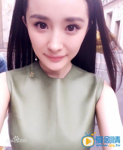 杨幂生活照 杨幂高清写真_杨幂高清剧照