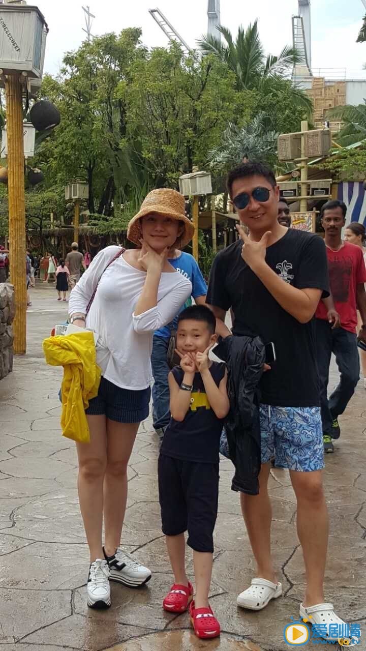 林永健家庭照 林永健全家照