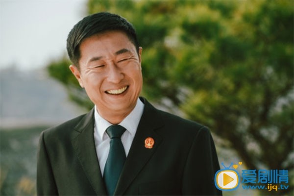林永健《小镇大法官》剧照 林永健高清写真_林永健高清剧照