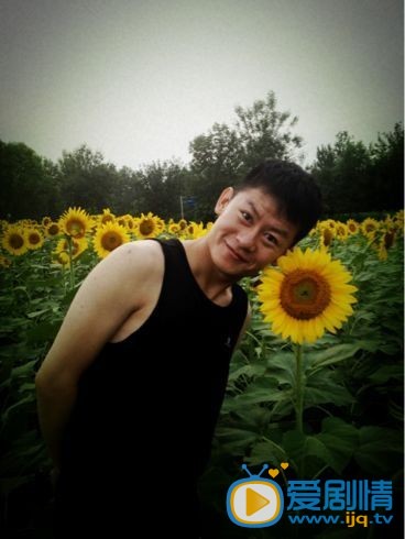 李健生活照 李健生活照