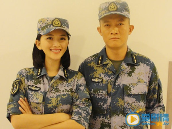 李依玲《火蓝刀锋》剧照 李依玲高清写真_李依玲高清剧照