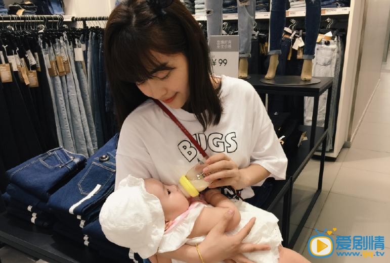 包文婧亲子照 包文婧高清写真_包文婧高清剧照