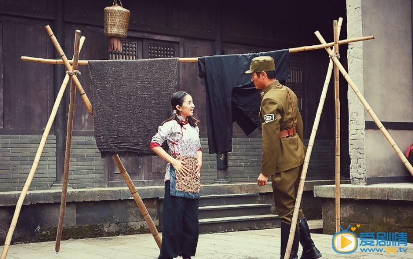 李明珠《猜拳》剧照 李明珠高清写真_李明珠高清剧照