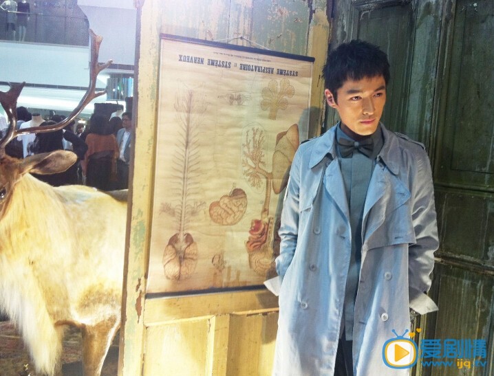 胡歌生活照 胡歌高清写真_胡歌高清剧照