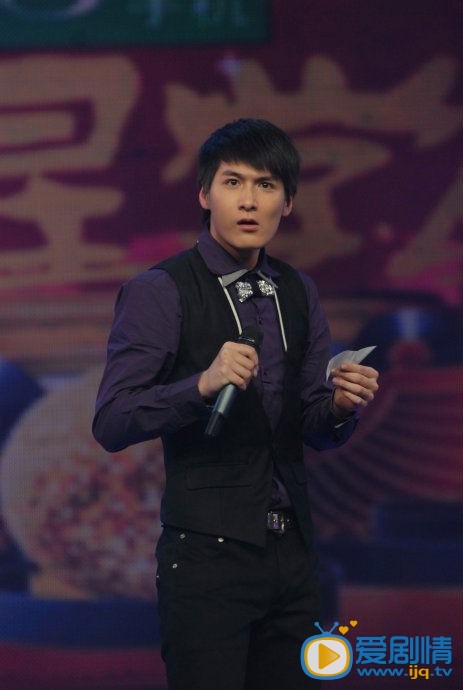 郭冬冬武术表演照 郭冬冬高清写真_郭冬冬高清剧照